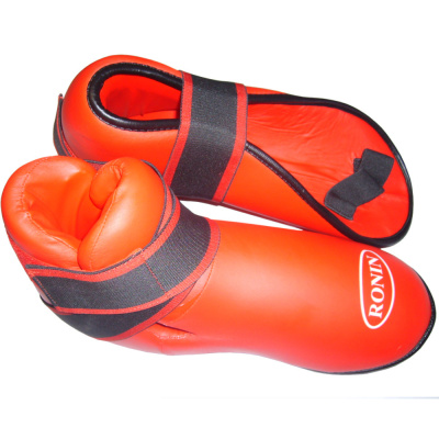 Футы для карате и кикбоксинга красные, р-р S, кожзам под н/кожу, пр-во Пакистан F290А 